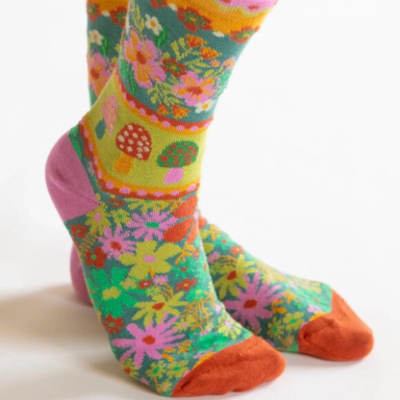 NATURAL LIFE: MUSHROOM FLOWER SOCKS - Picture 2 of 12